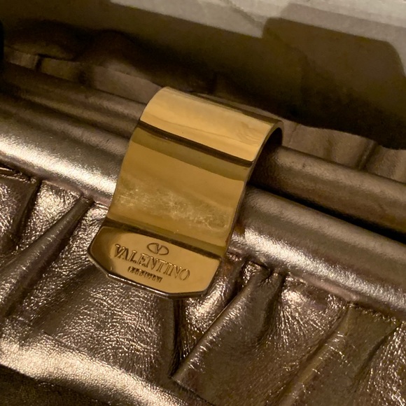 Valentino Garavani bag - Picture 4 of 8